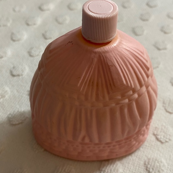 Avon Fashion Figurine Elizabethan bottle containing Field Flowers Cologne - Picture 8 of 10